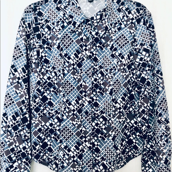 Bargain fashionista; meet your new BFF. description Poshmark @webzys com - Picture 7 of 16